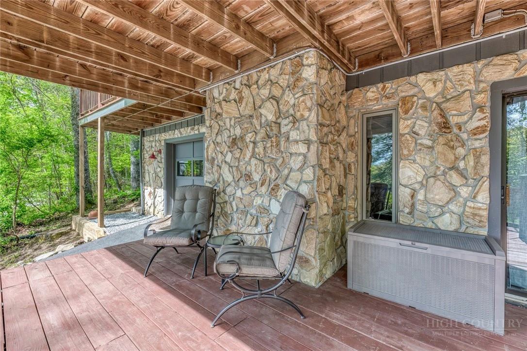 Image number 12 for the current listing