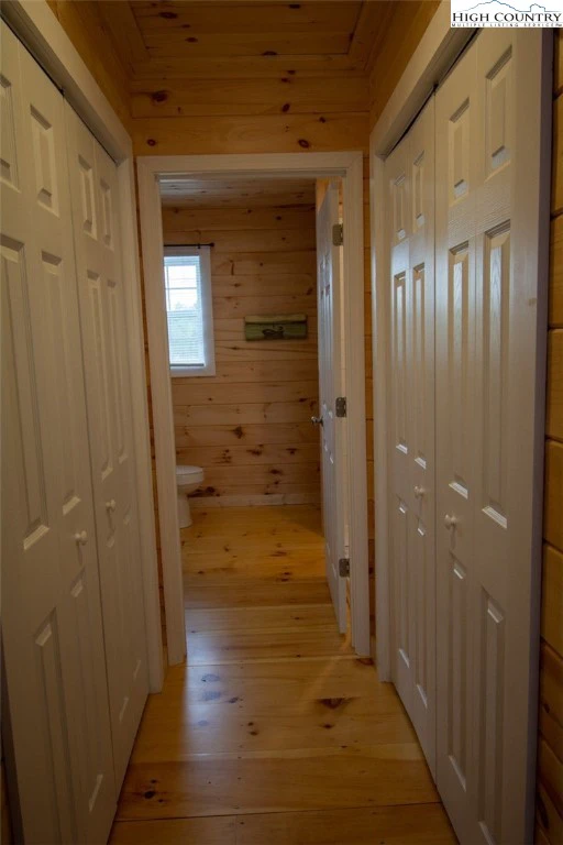 Image number 5 for the current listing