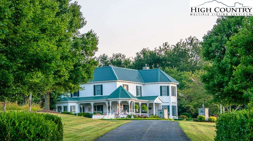Image number 1 for the current listing