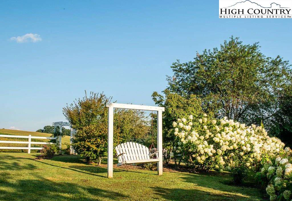 Image number 9 for the current listing