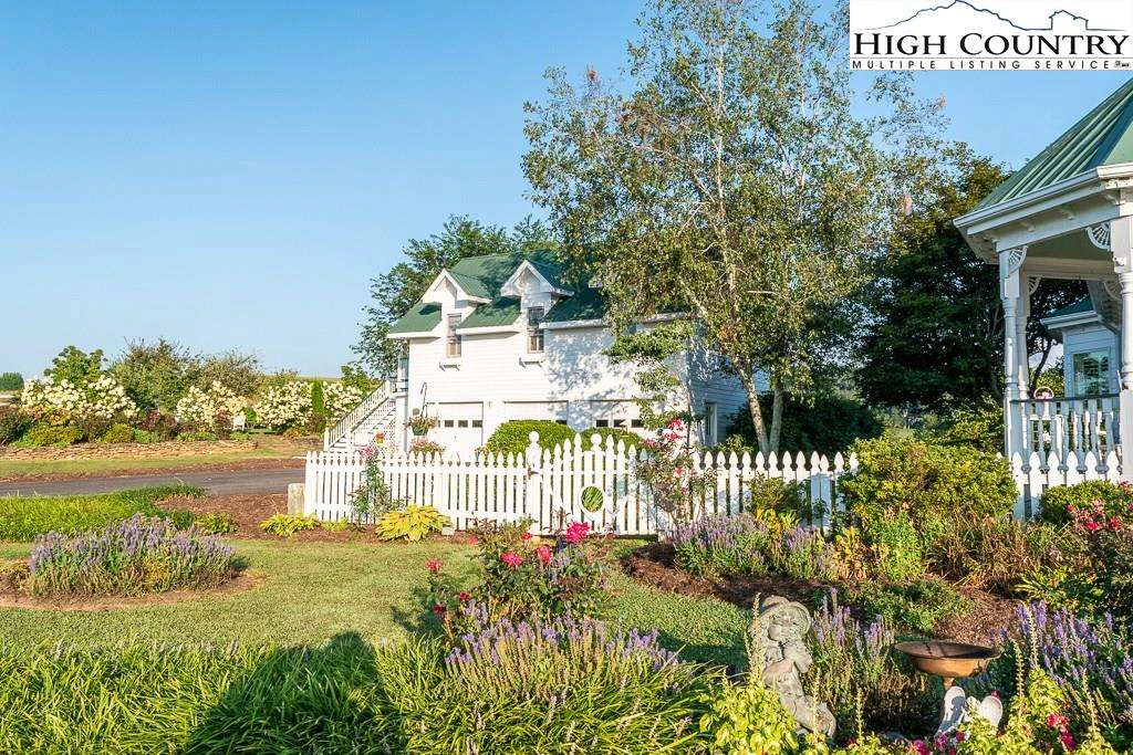 Image number 12 for the current listing