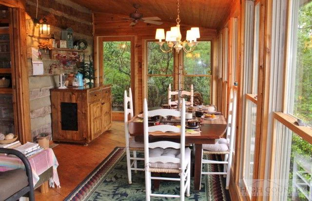 Image number 3 for the current listing