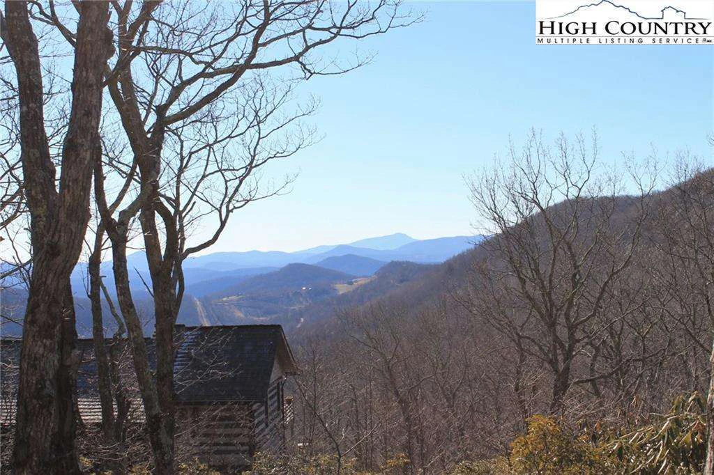 Image number 15 for the current listing