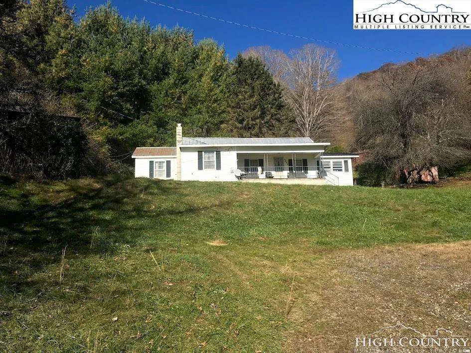 Image number 7 for the current listing