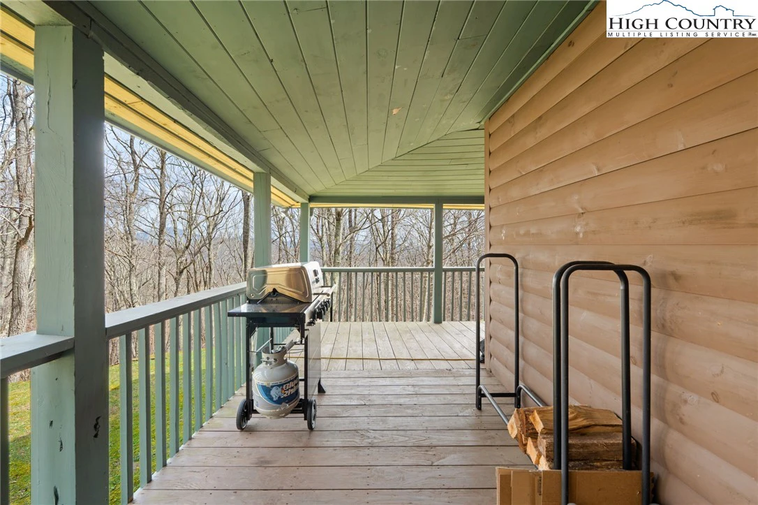 Image number 2 for the current listing