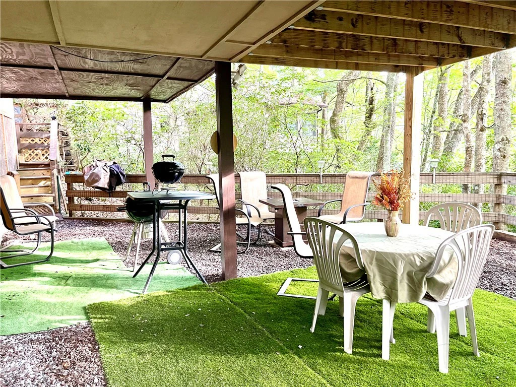 Image number 15 for the current listing