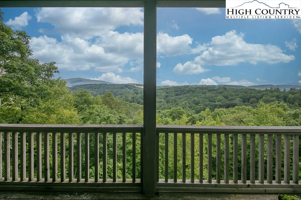 Image number 10 for the current listing