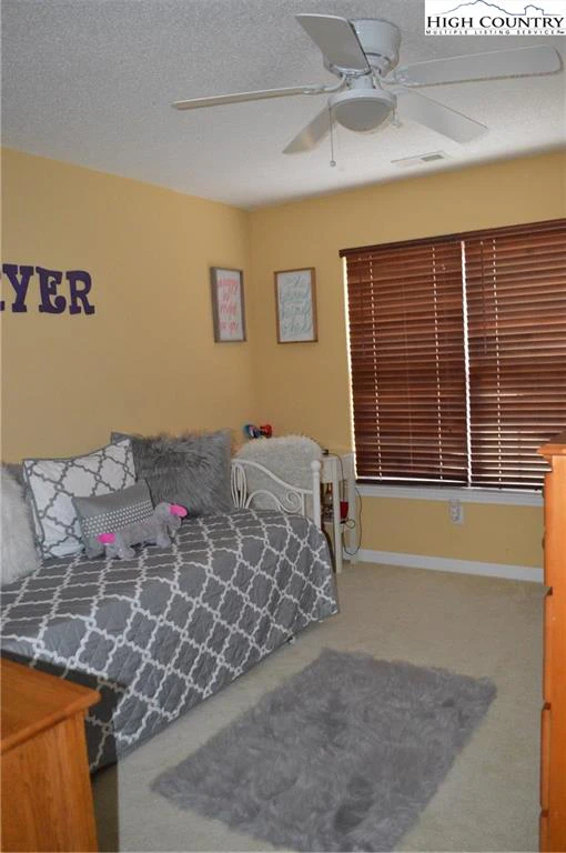 Image number 13 for the current listing