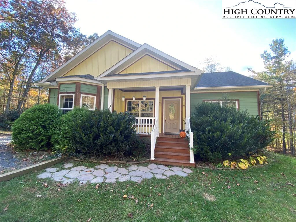 Image number 1 for the current listing