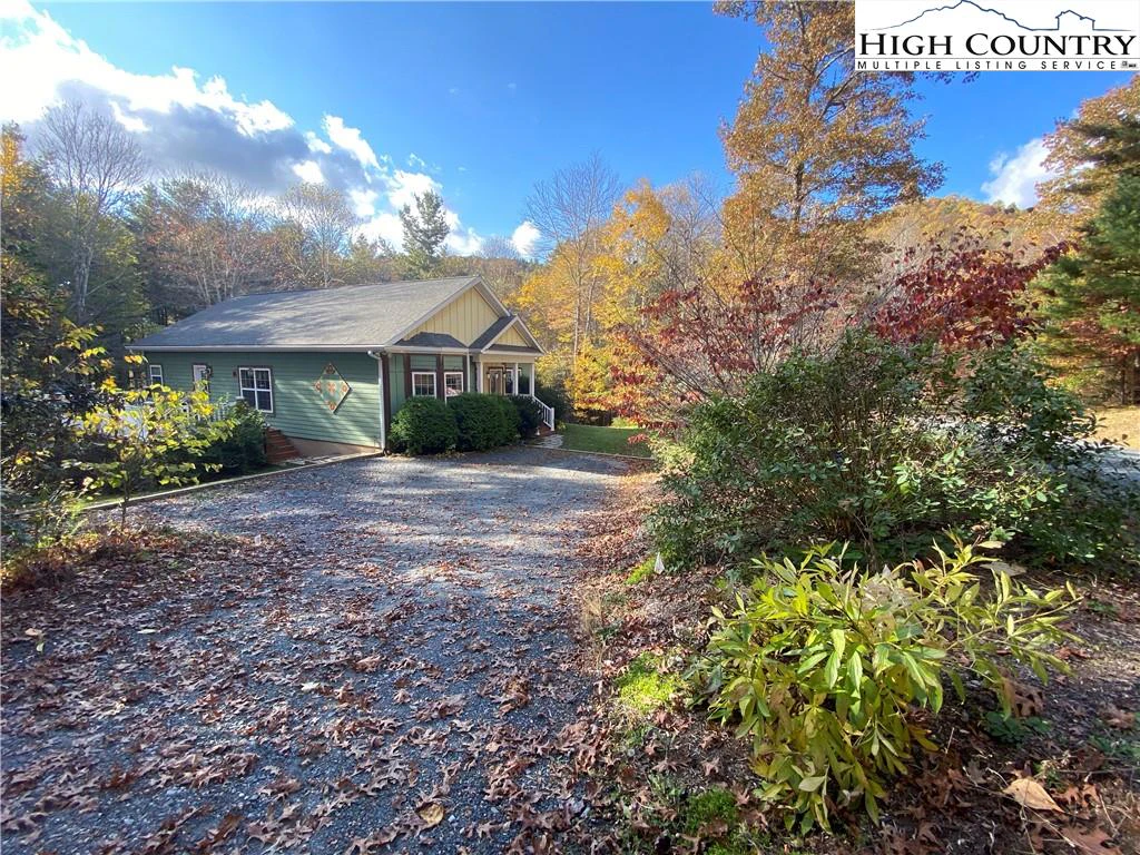 Image number 22 for the current listing