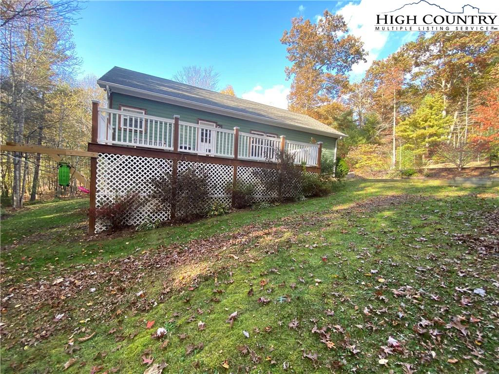 Image number 28 for the current listing