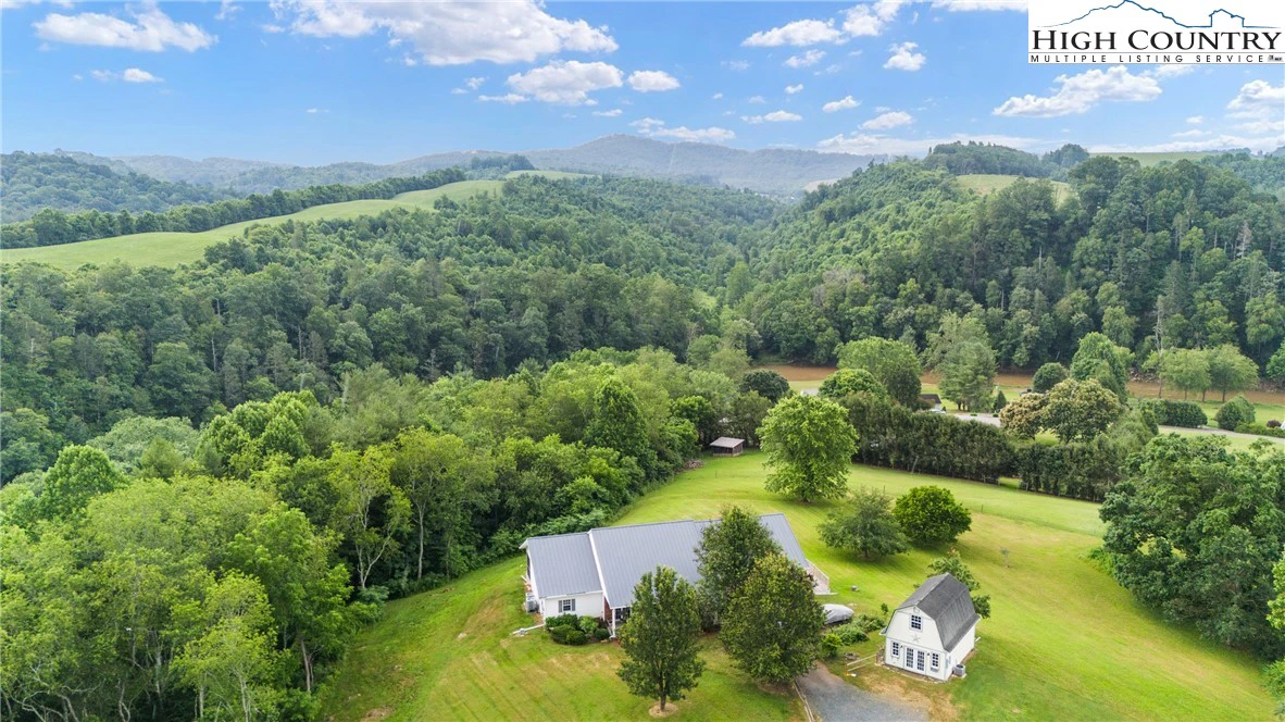 Image number 18 for the current listing