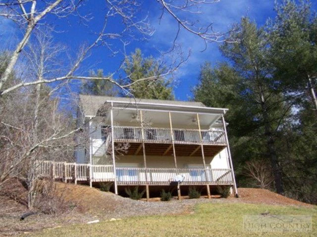 Image number 21 for the current listing