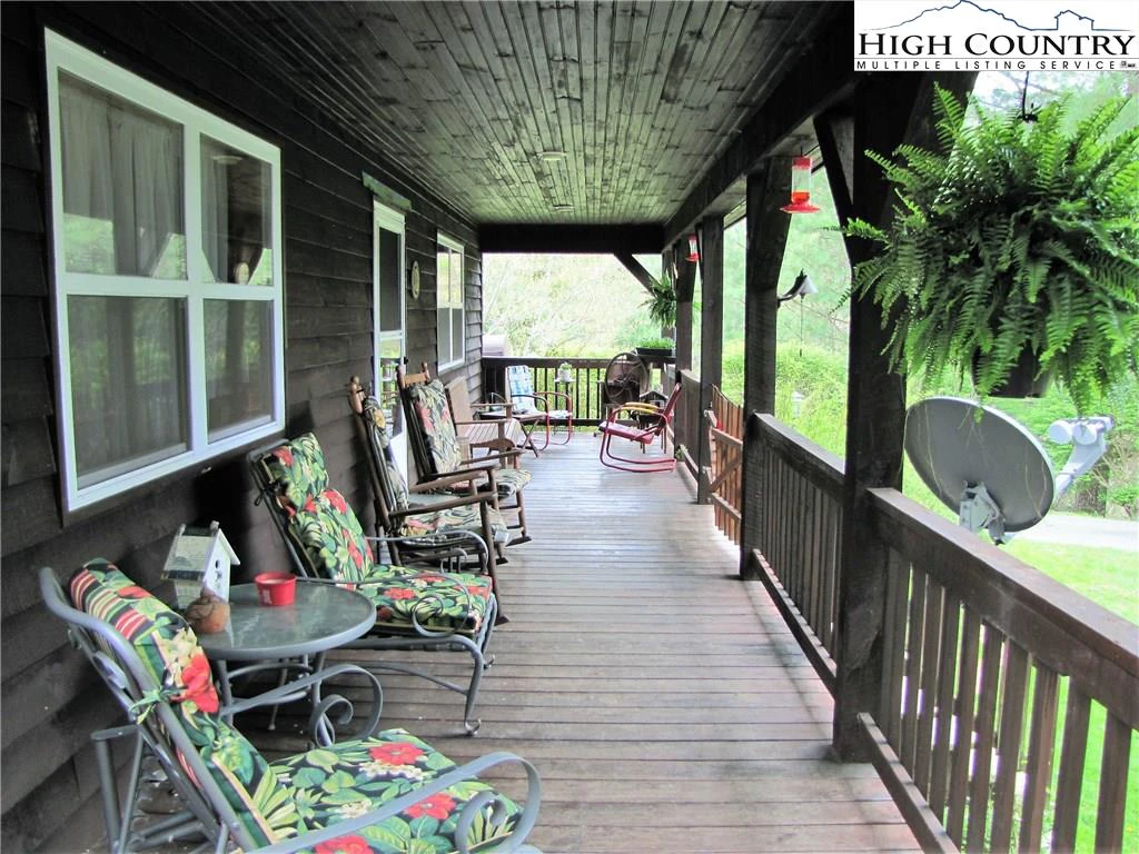 Image number 7 for the current listing
