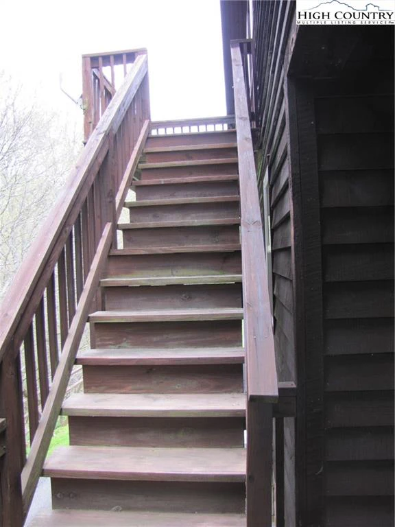 Image number 8 for the current listing