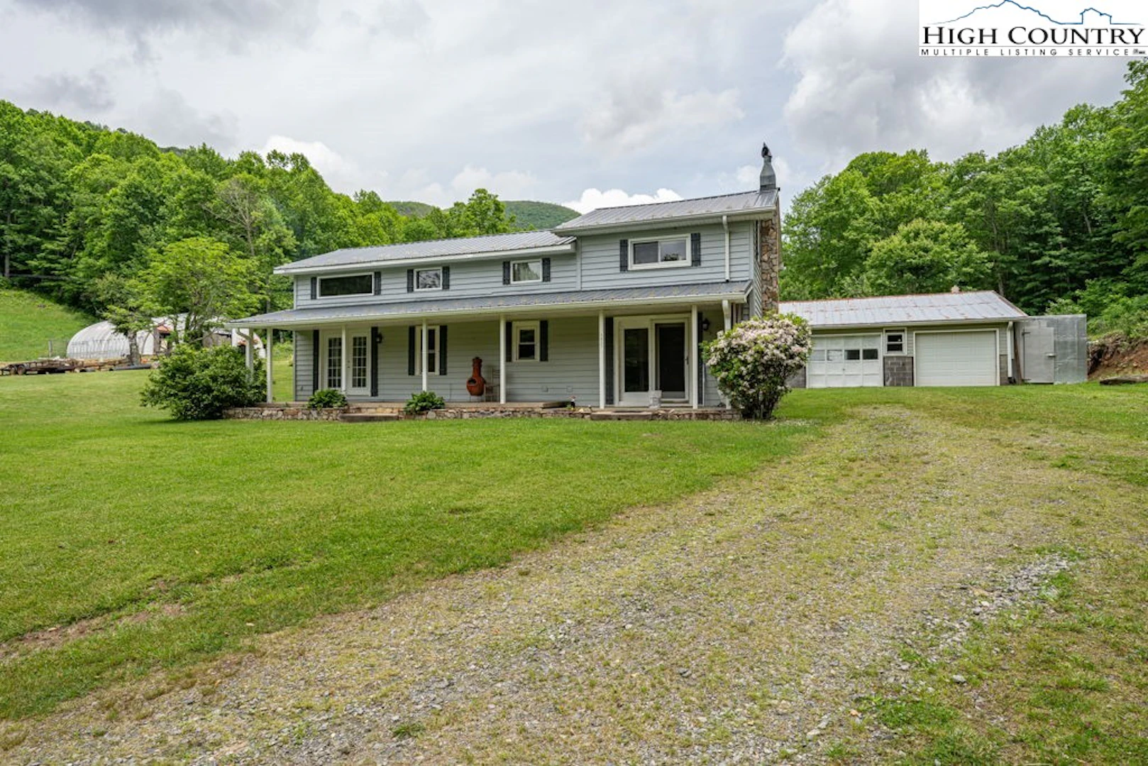 Image number 1 for the current listing