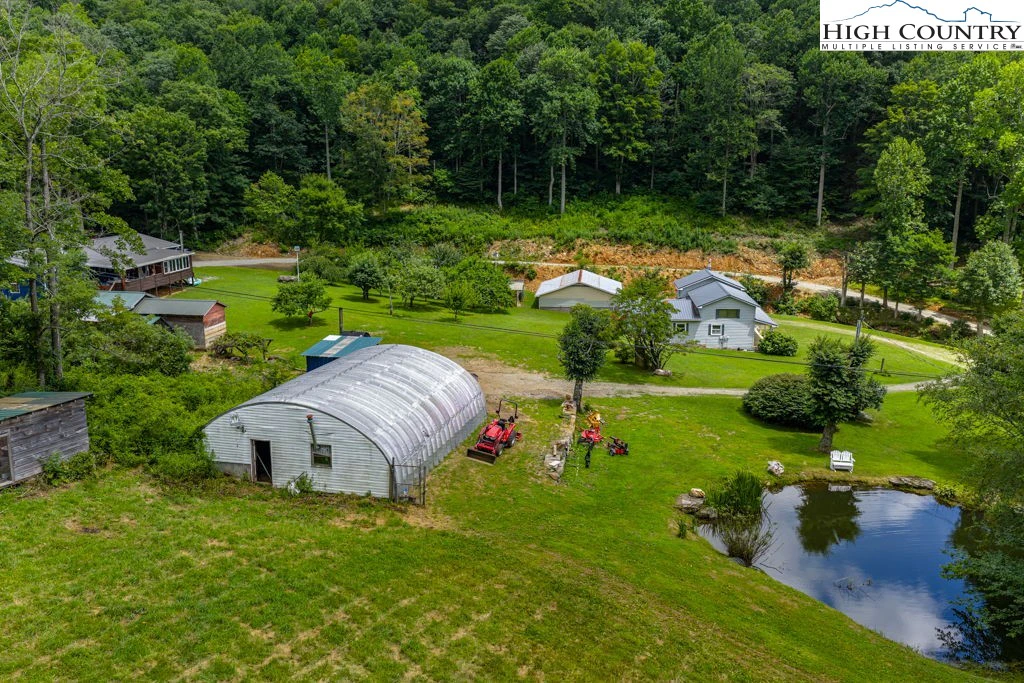 Image number 4 for the current listing