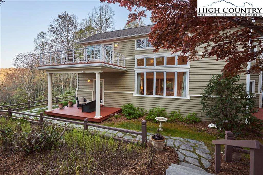 Image number 17 for the current listing