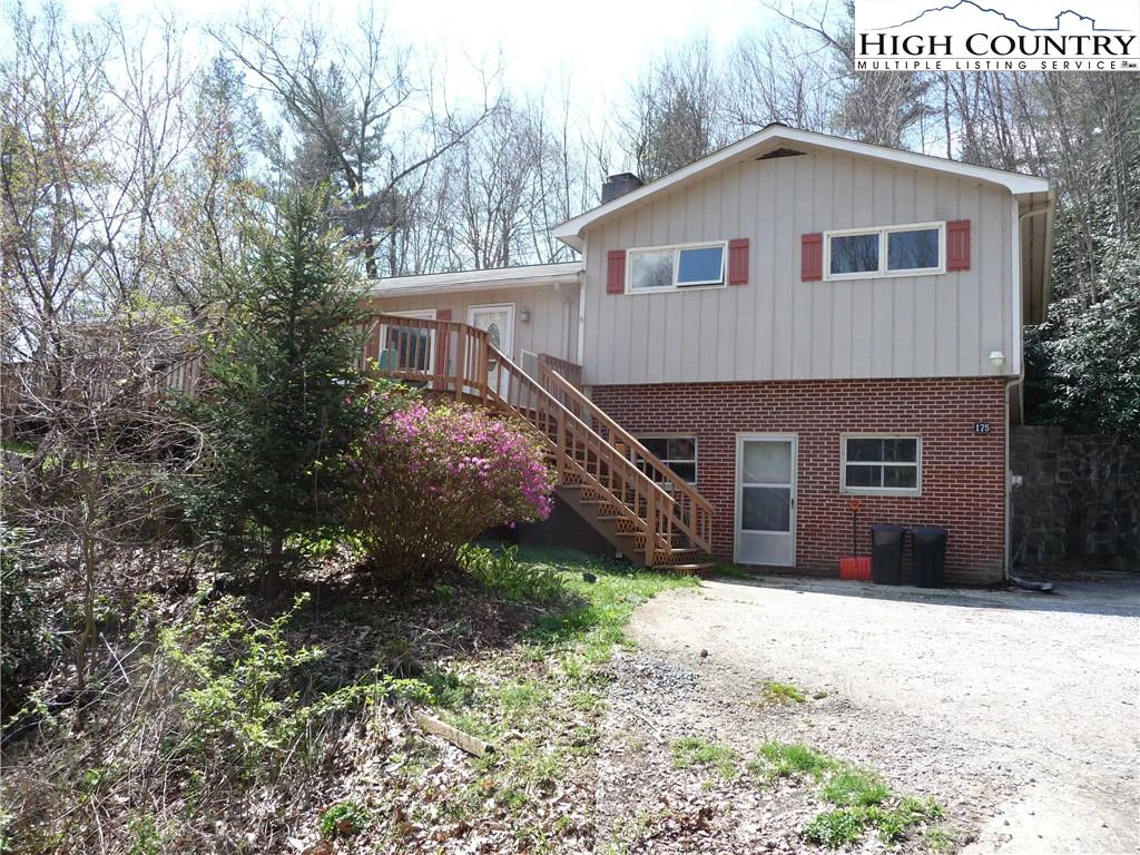 Image number 3 for the current listing