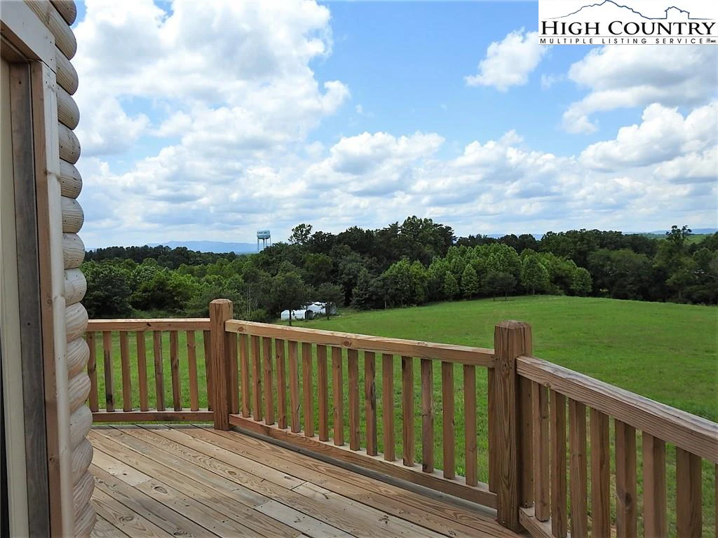 Image number 21 for the current listing