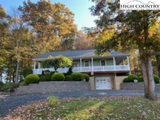 Image number 5 for the current listing