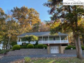 Image number 6 for the current listing