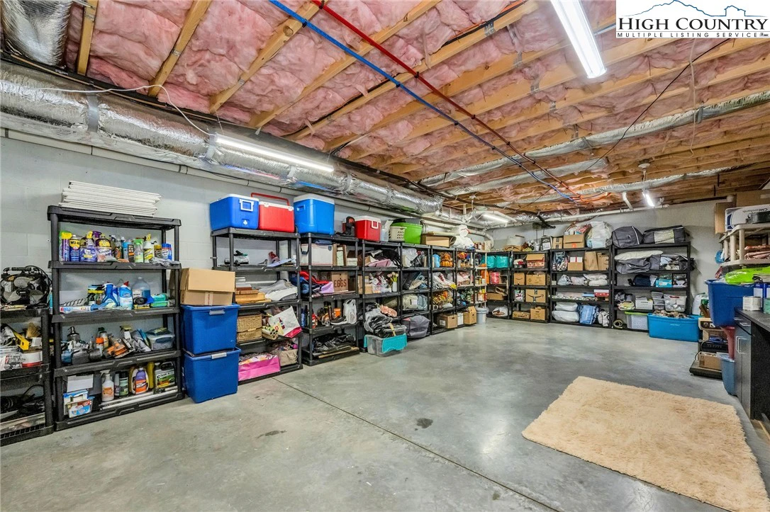 Image number 18 for the current listing