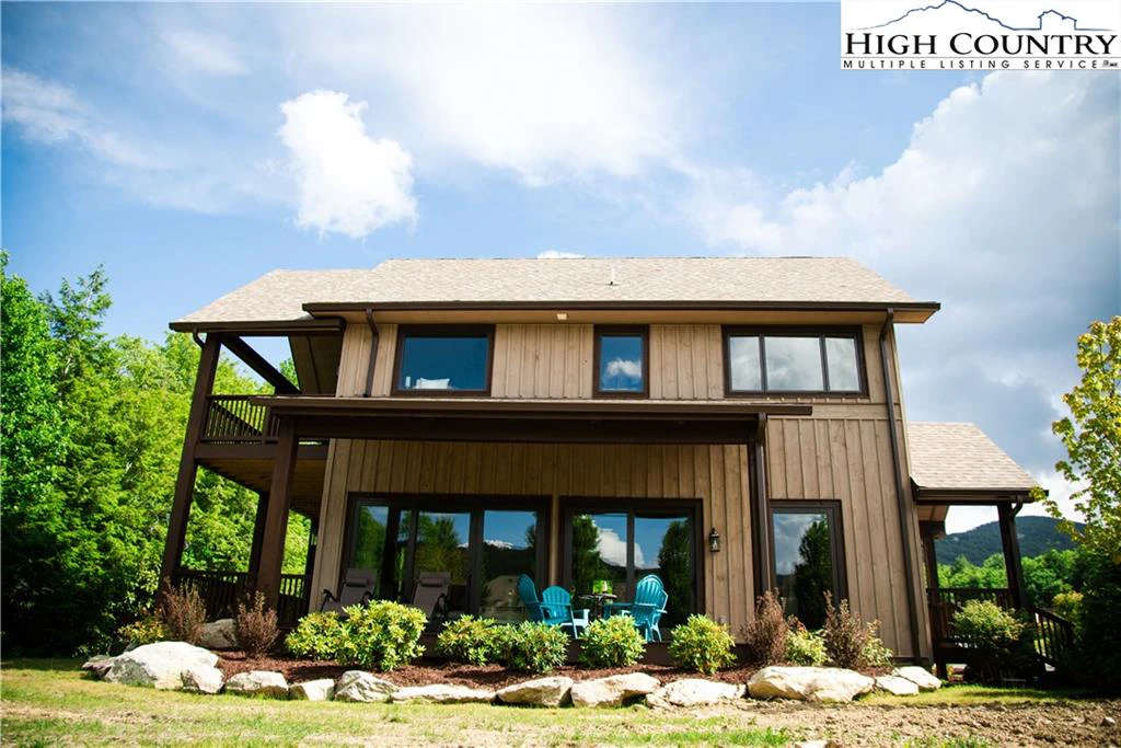 Image number 18 for the current listing