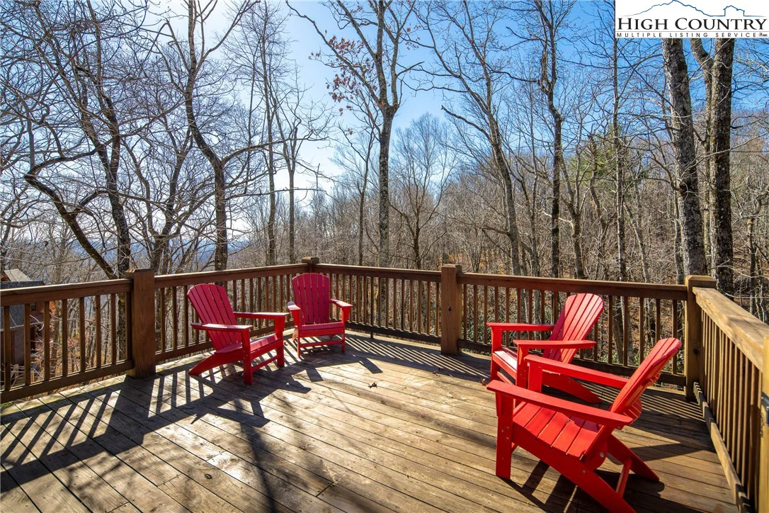 Image number 13 for the current listing