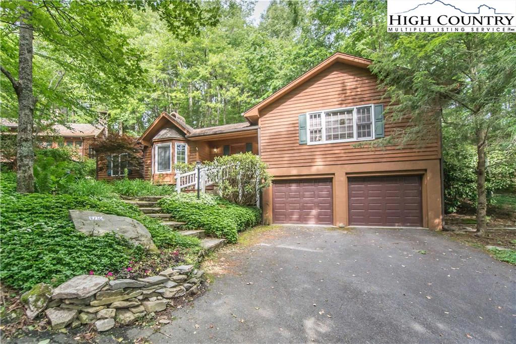 Image number 3 for the current listing