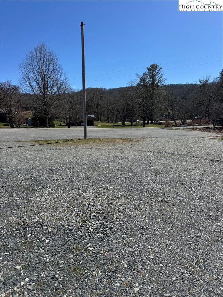 Image number 2 for the current listing