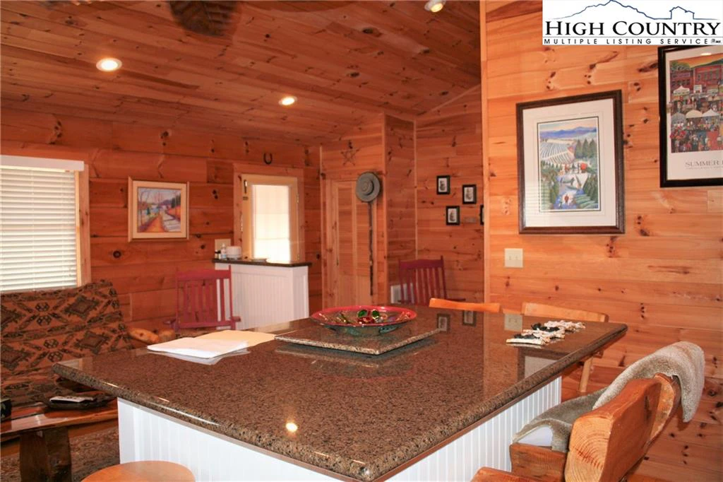 Image number 6 for the current listing