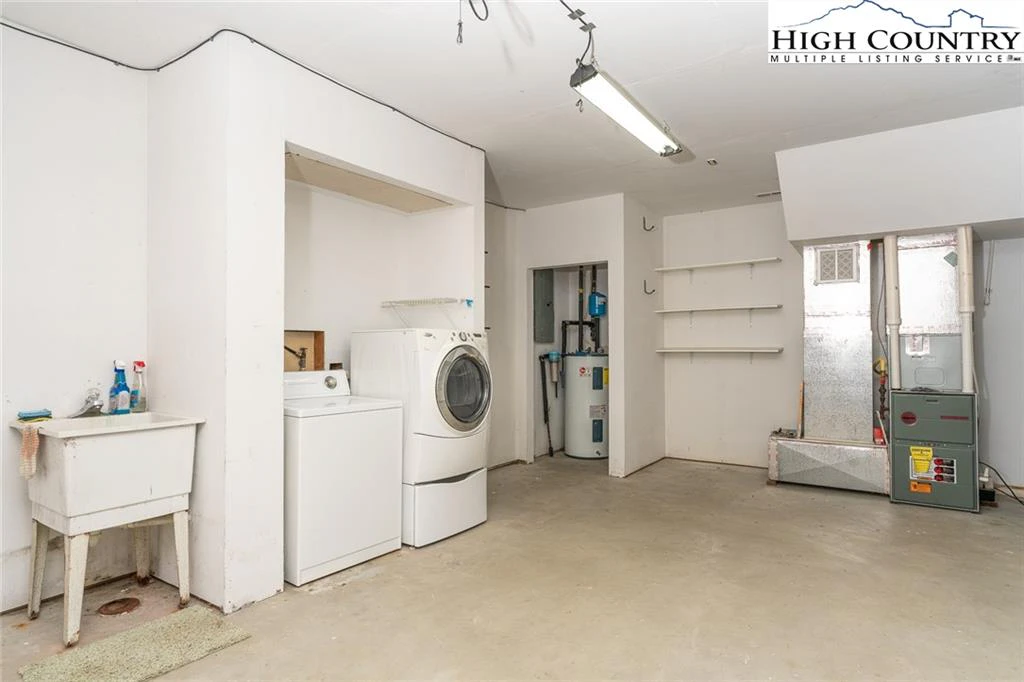 Image number 6 for the current listing