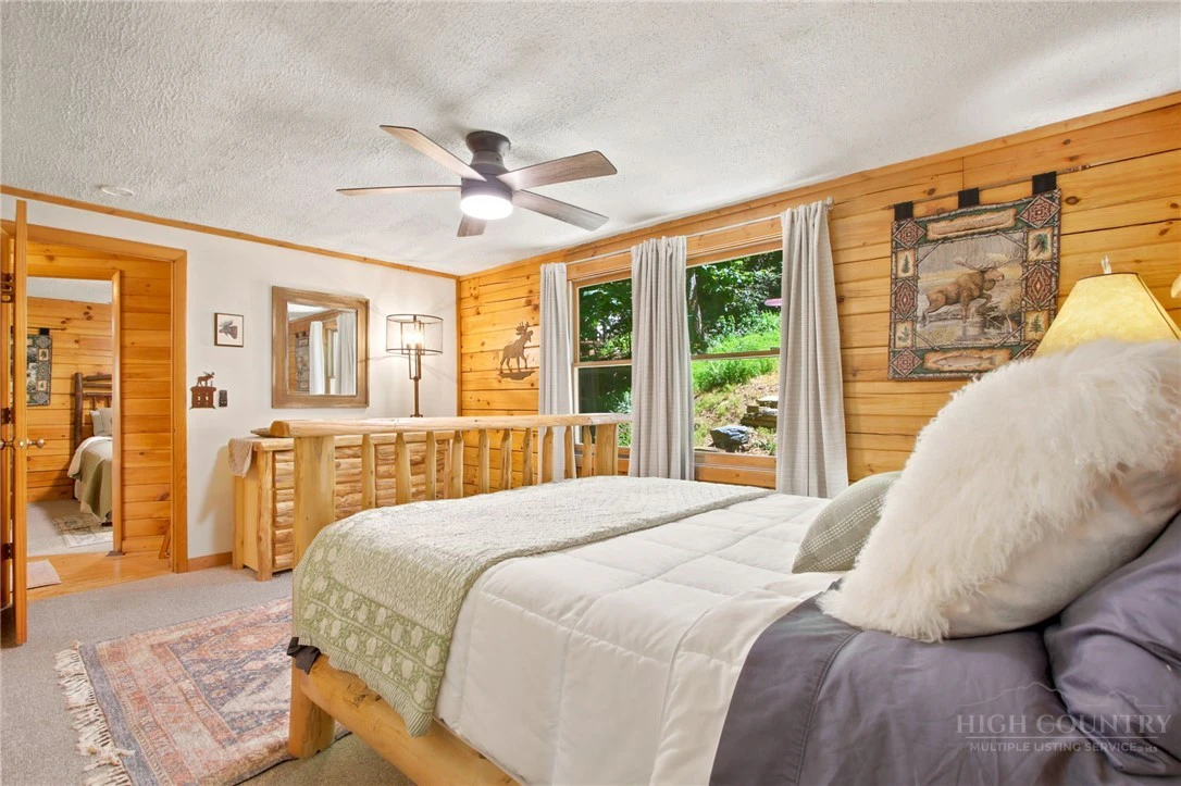 Image number 10 for the current listing