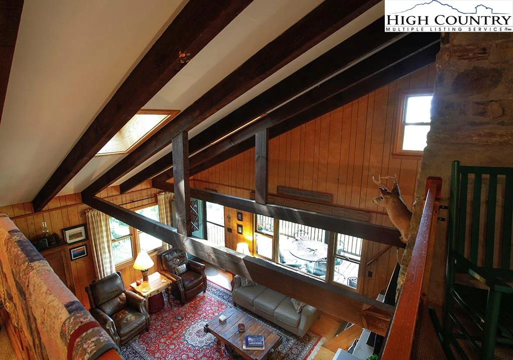 Image number 12 for the current listing