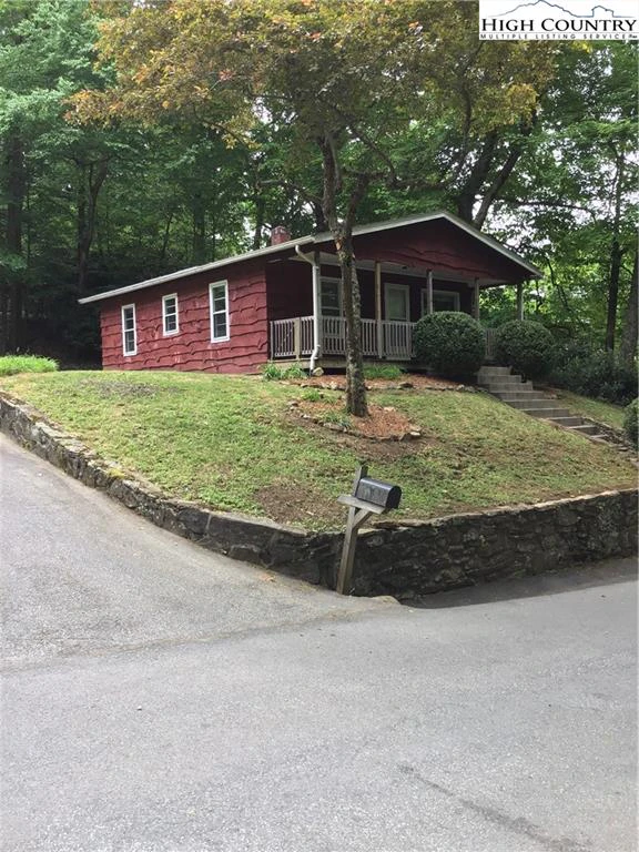 Image number 4 for the current listing