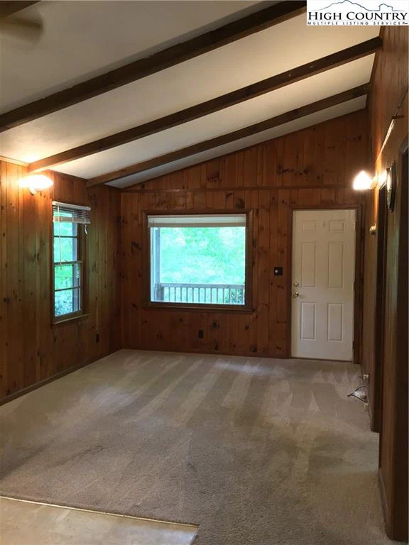 Image number 9 for the current listing