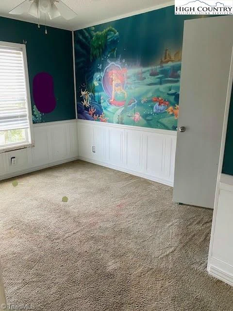 Image number 7 for the current listing