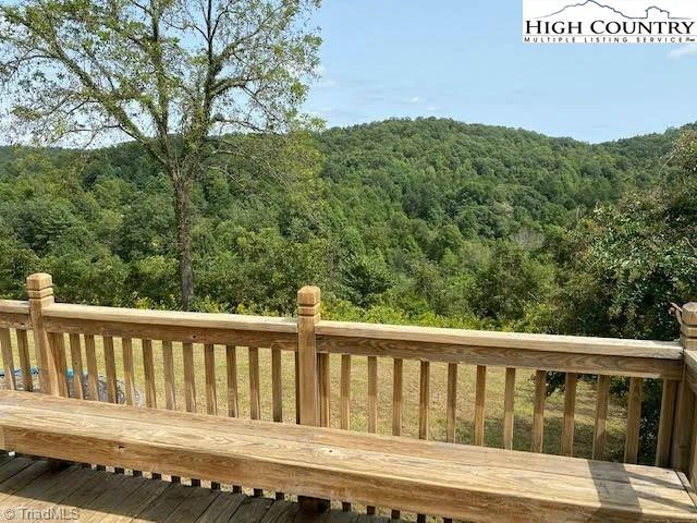 Image number 18 for the current listing