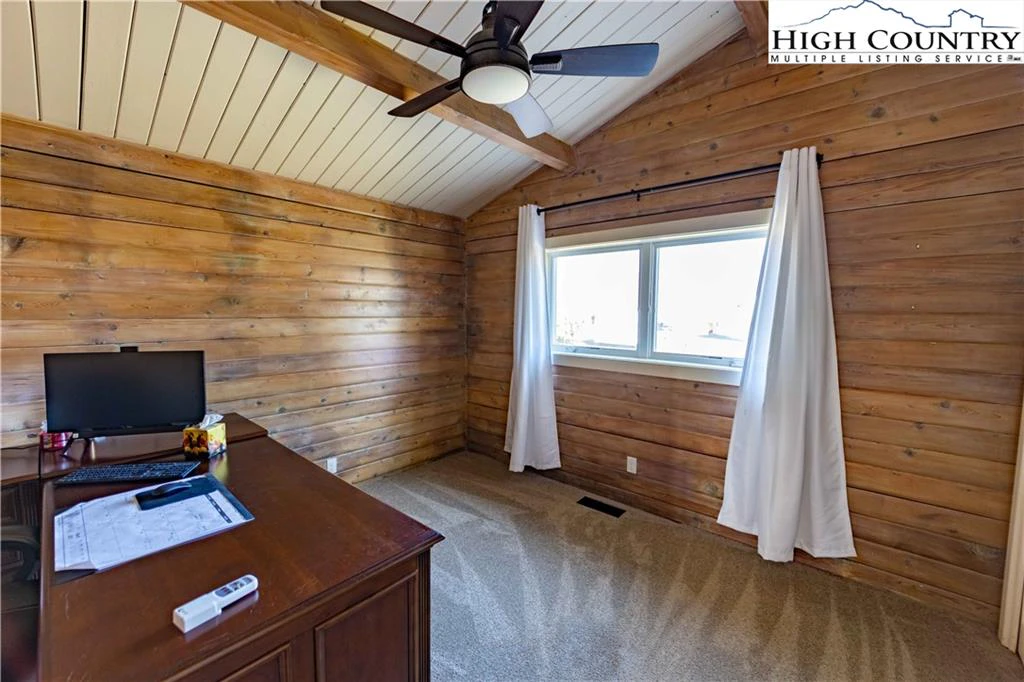 Image number 12 for the current listing