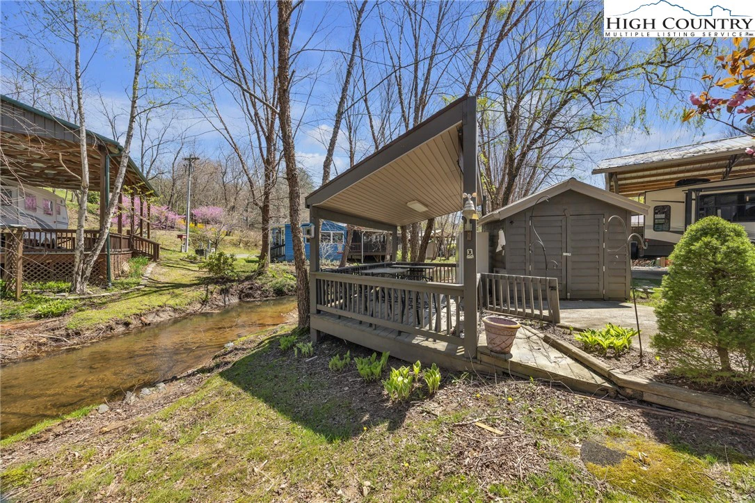 Image number 12 for the current listing