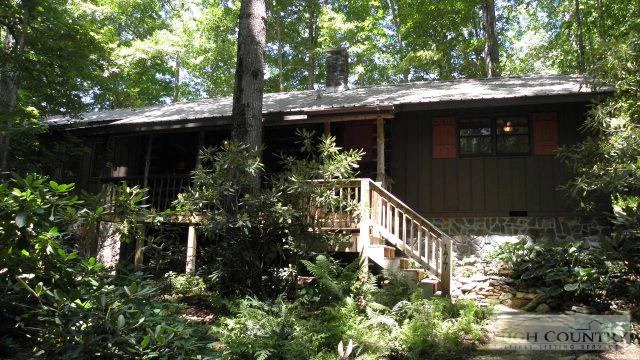 Image number 1 for the current listing