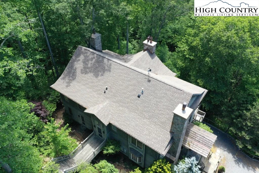 Image number 2 for the current listing