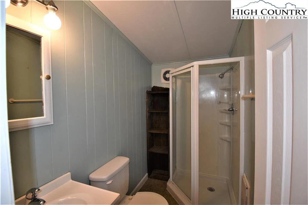 Image number 6 for the current listing