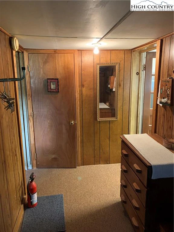 Image number 10 for the current listing