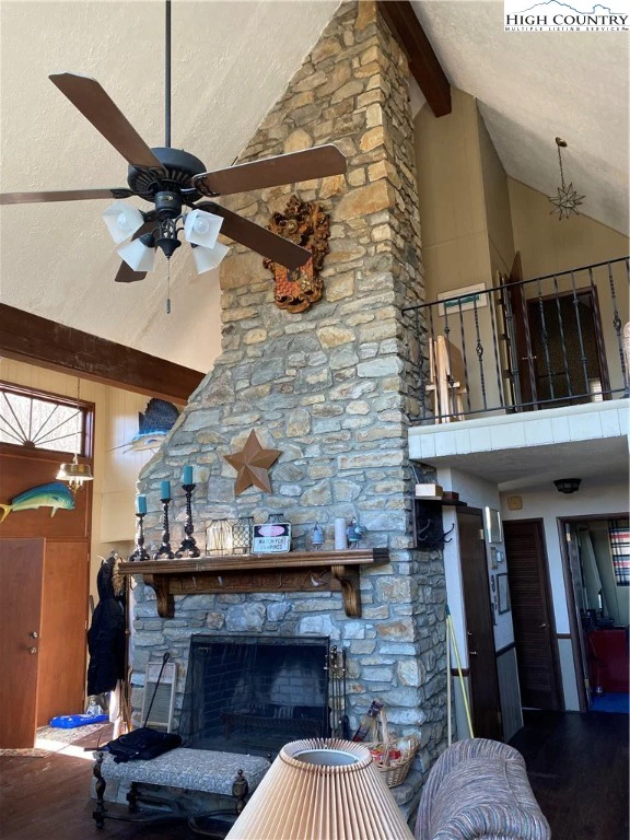 Image number 10 for the current listing