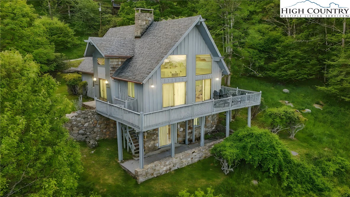 Image number 9 for the current listing