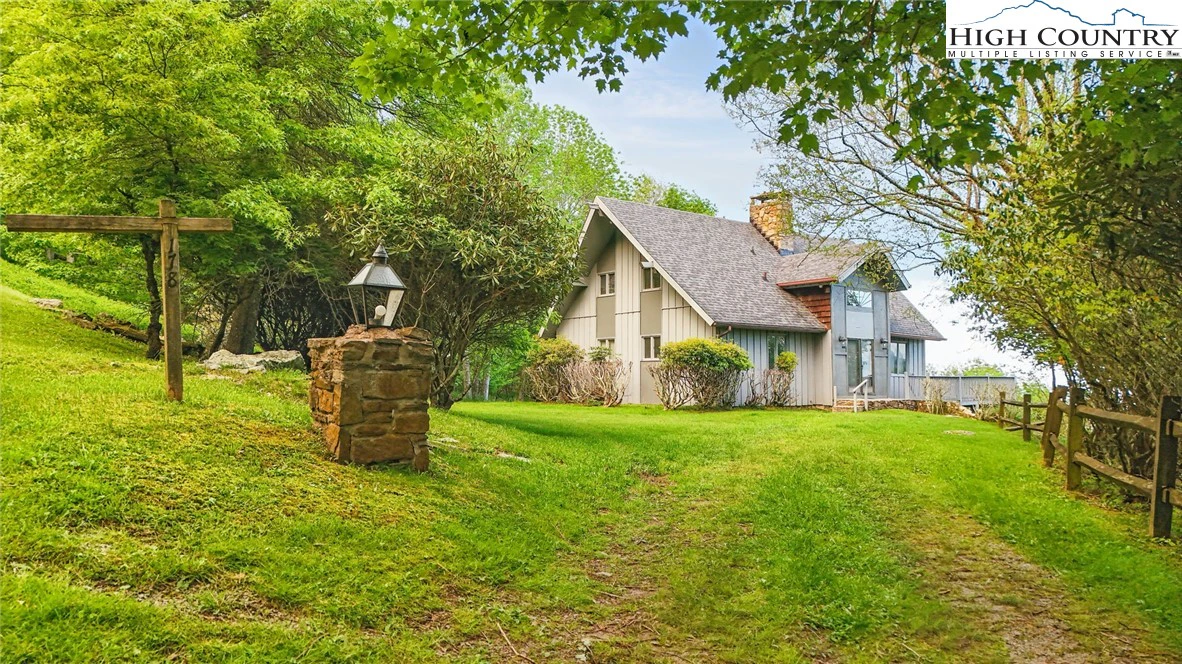 Image number 8 for the current listing