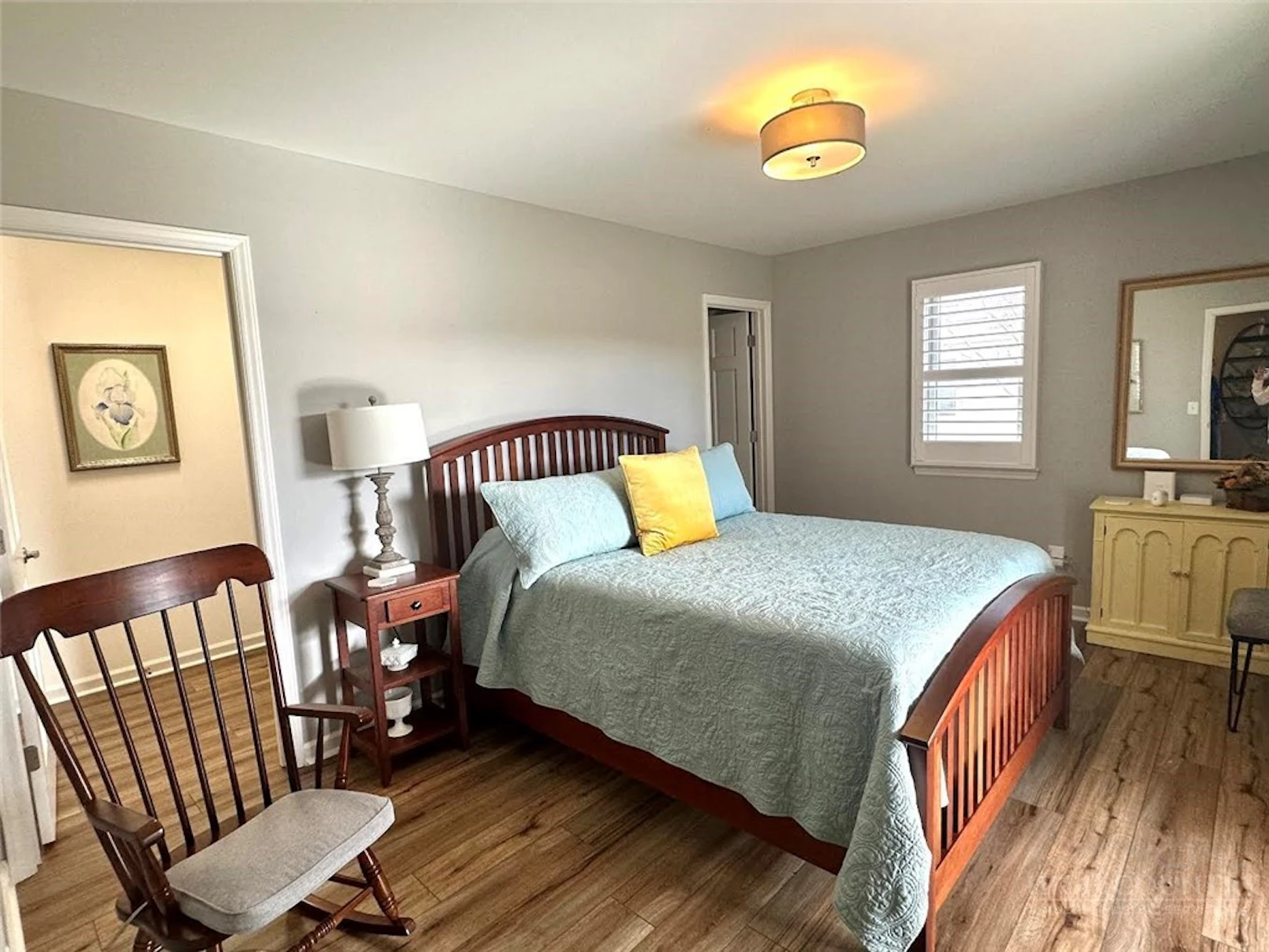 Image number 12 for the current listing