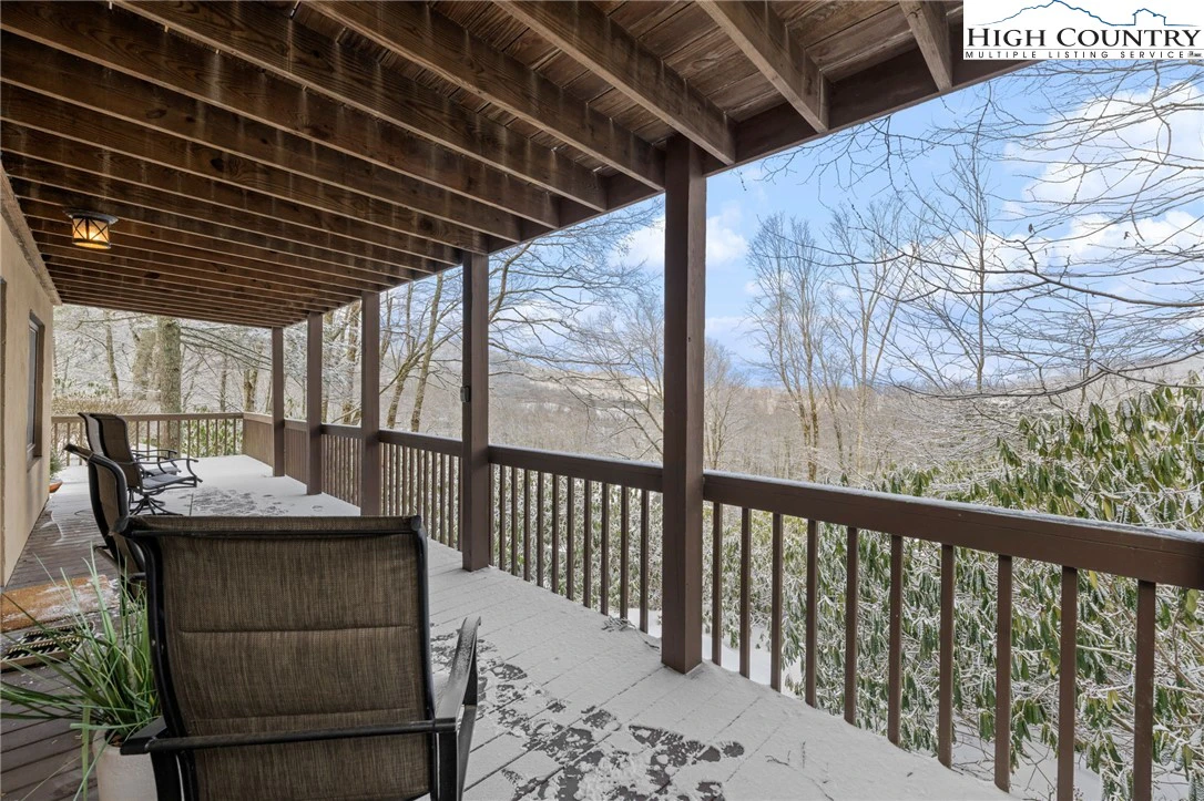 Image number 12 for the current listing